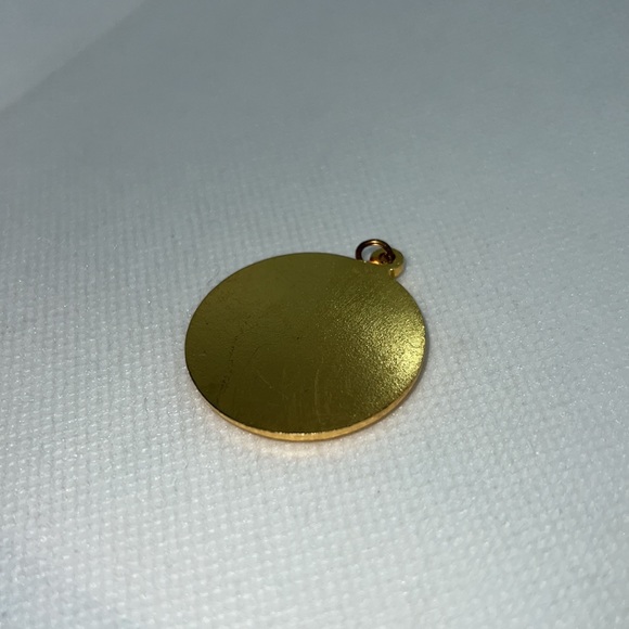 VINTAGE TECHNOLOGY TV PRODUCTION PENDANT CHARM GOLD TONE - Picture 7 of 10